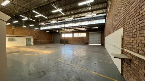 Edward Industrial Park - 152 Edward Avenue, Hennopspark, 820m² Industrial Unit To Let (14)
